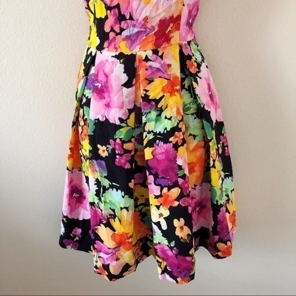 The Limited Floral Dress - Picture 4 of 7